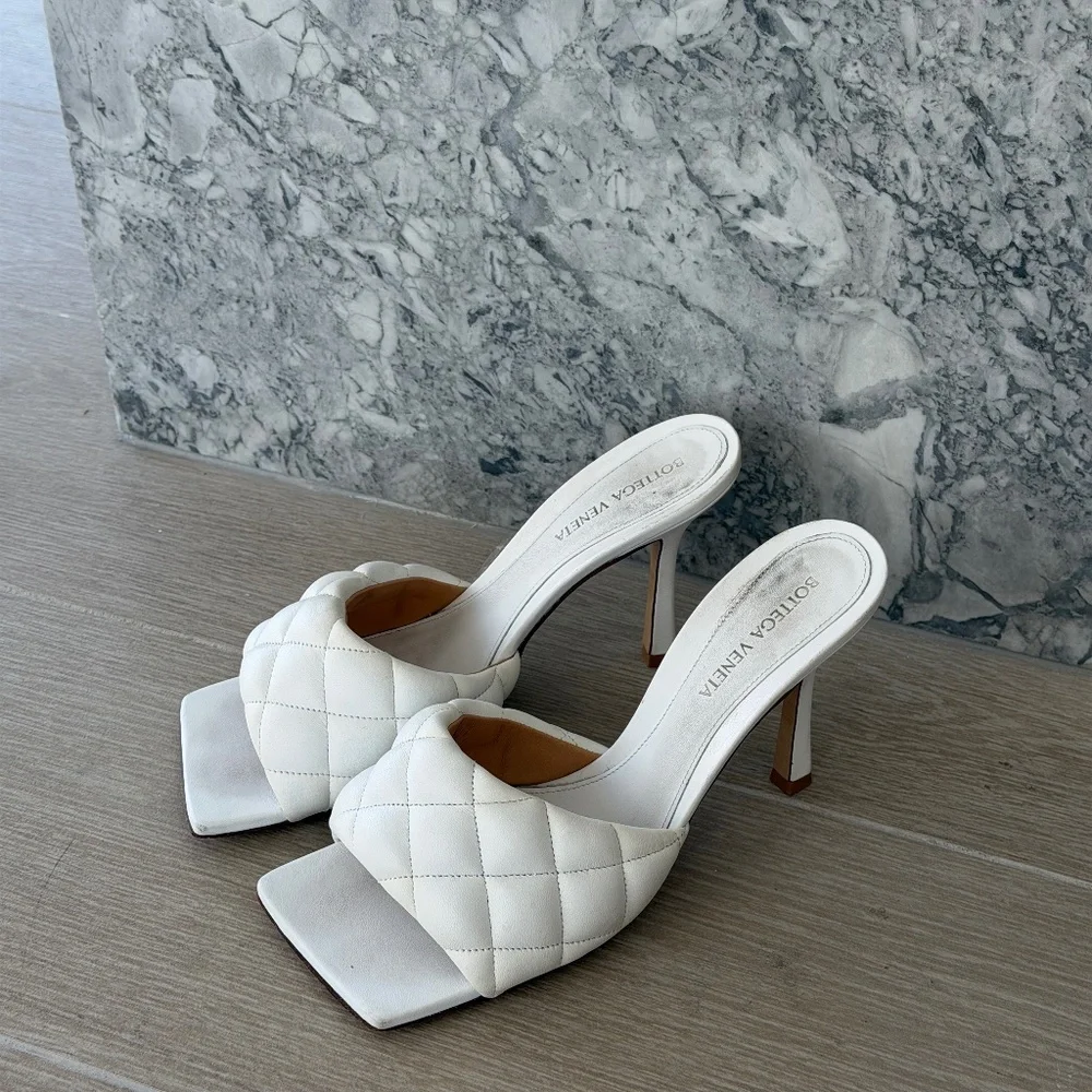 Bottega Veneta White padded quilted leather Heels - Picture 1 of 8